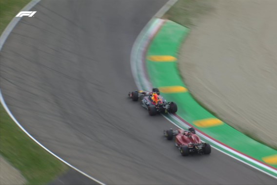 Verstappen passeert rivaal Leclerc, pakt 8 WK-punten én pole in Imola