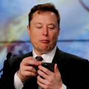 Elon Musk zet overname Twitter ‘op pauze’