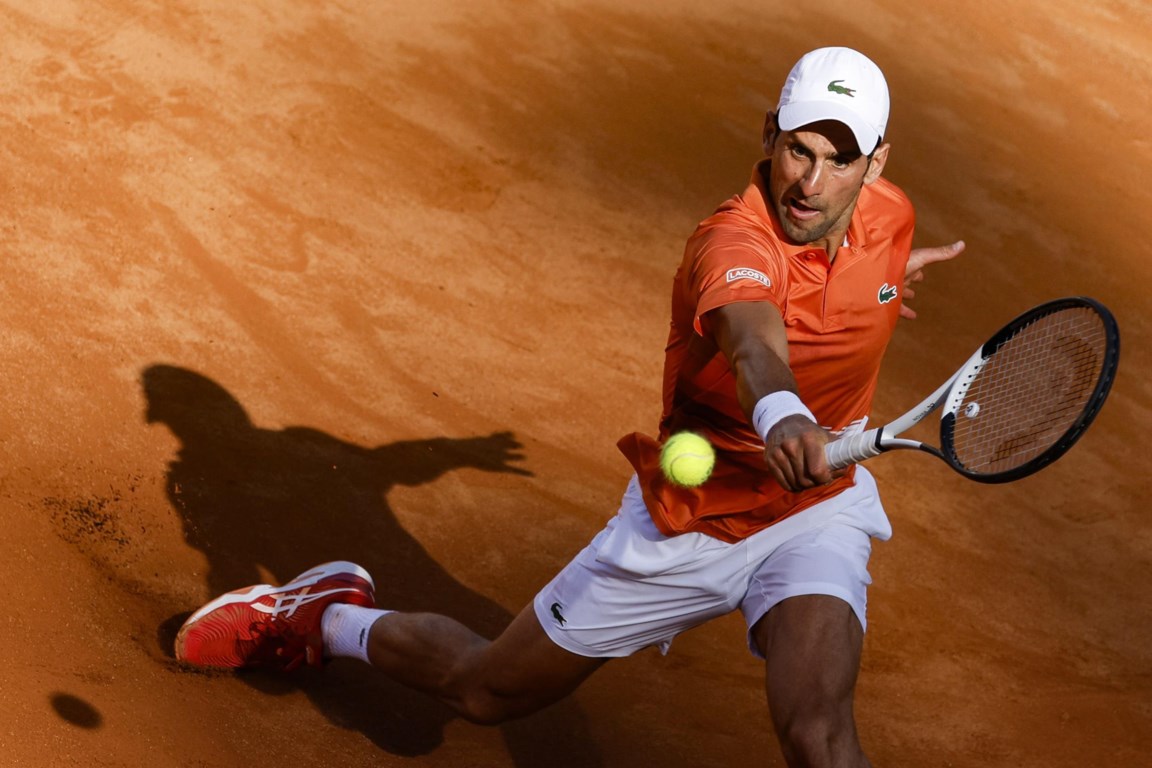 speel piano Beg ga winkelen Djokovic met eerste trofee van het jaar naar Roland Garros | De Standaard  Mobile