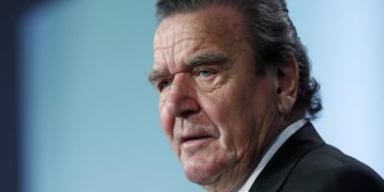 Ex-kanselier Schröder stapt toch op bij Rosneft