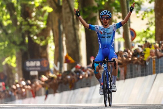 Yates pakt tweede etappezege in Giro, Carapaz verovert het roze