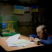 ‘De Russen zijn weg, maar Oekraïense dorpelingen blijven leven in schuilkelder voortzetten’