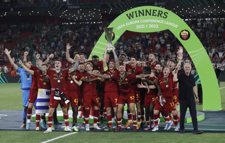 AS Roma wint eerste Conference League na zuinige zege tegen Feyenoord