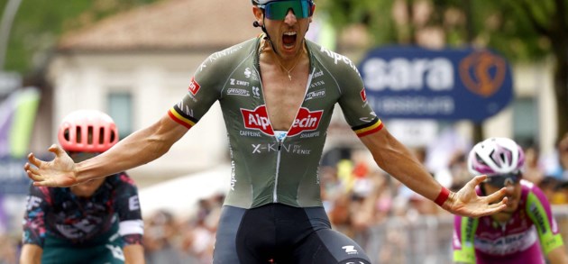 Belg Dries De Bondt is sprinters te slim af en wint in Giro