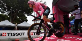 Geen verrassing tijdens afsluitende tijdrit: Jai Hindley houdt eindzege in Giro vast