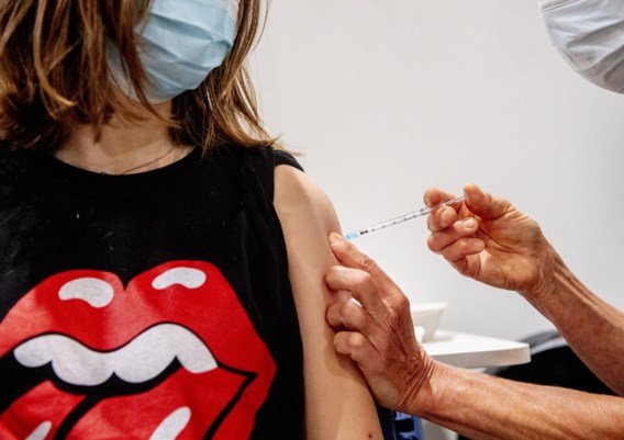 Amerikaanse experts positief over inenting baby’s tegen corona