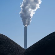 Groene minister laat kolencentrales weer meer draaien