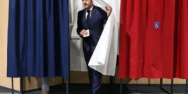 Het einde van de hyperpresident: geen meerderheid voor Macron, historisch resultaat voor Le Pen