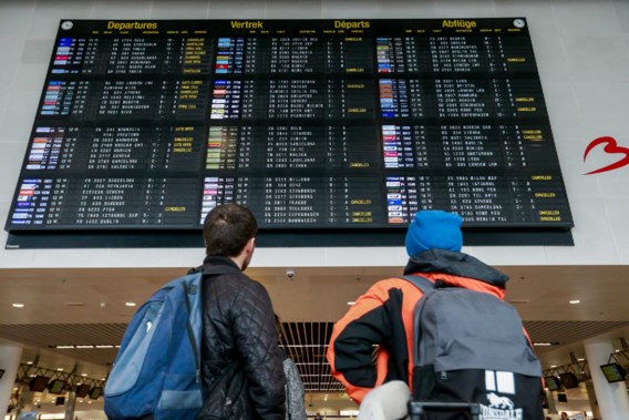 Brussels Airport annuleert alle vertrekkende passagiersvluchten maandag