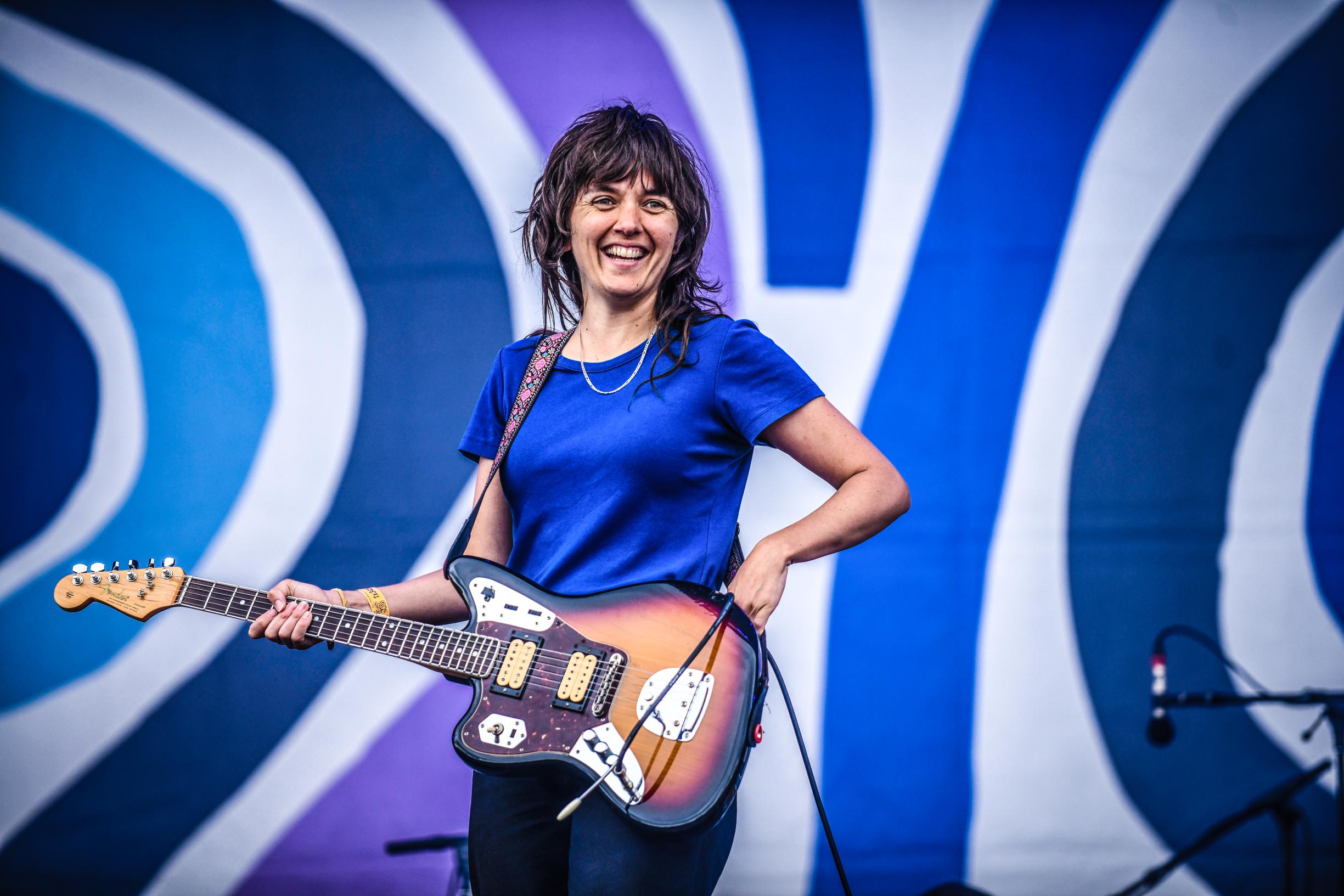 TW Classic |  Courtney Barnett’s show was partly lost to the masses