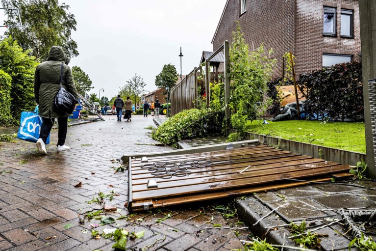 Eén dode, tien gewonden en grote ravage door windhoos in Nederland