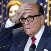 Trump-advocaat Giuliani ‘overleeft aanval’ in supermarkt
