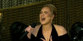 Adele keert voor het eerst sinds vijf jaar terug naar het podium