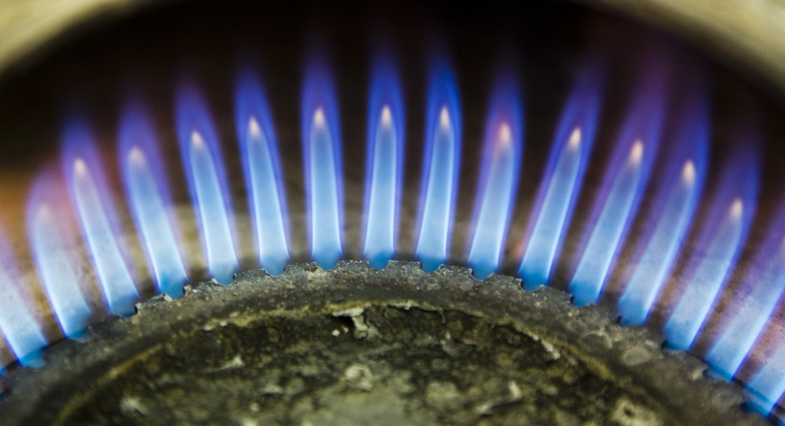 Average annual natural gas bill rises to highest level ever in July