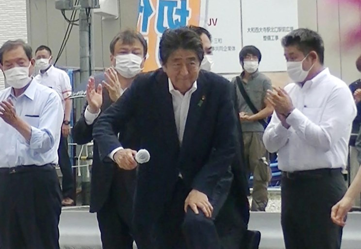 Japanse oud-premier Shinzo Abe overleden na aanslag
