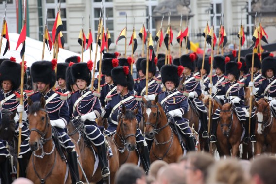 Voor het eerst geen ruiters op nationaal defilé op 21 juli? ‘De cavalerie is loyaal, maar die loyaliteit is niet oneindig’