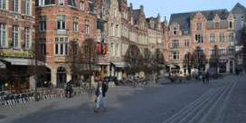 Twintiger zwaar toegetakeld door vijf jongeren op Oude Markt in Leuven