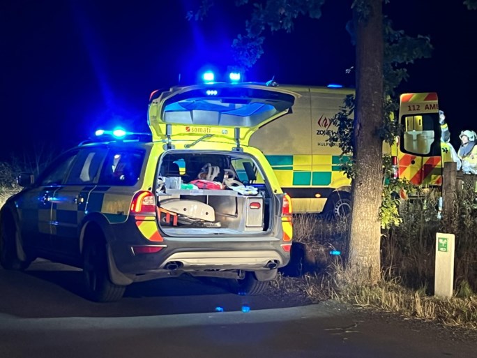 آتش نشانی باید دختر پیشاهنگ را بعد از بازی شبانه از کانال عمیق نجات دهد 