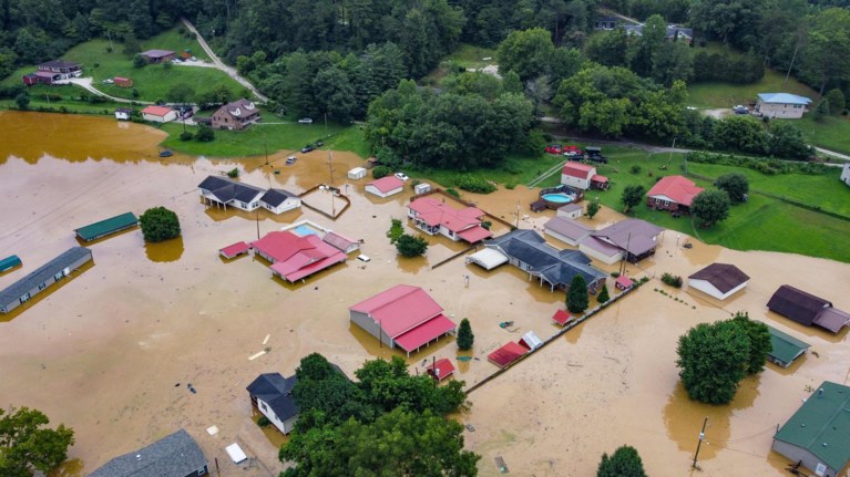 Overstromingen in het Amerikaanse Kentucky eisen minstens acht levens