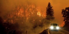 Zeker vier doden bij zware bosbrand in Californië