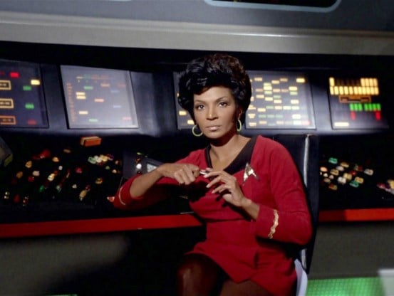 Nichelle Nichols als luitenant Nyota Uhura.
