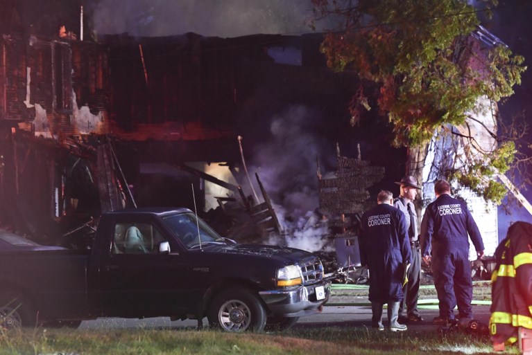 VS: brandweerman verliest eigen familie bij woningbrand