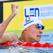 Roemeense tiener David Popovici verbetert wereldrecord 100 meter vrije slag