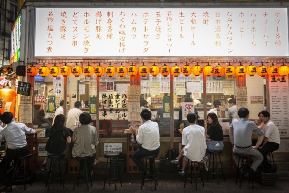 Japan wil jongeren meer doen drinken om schatkist te spekken