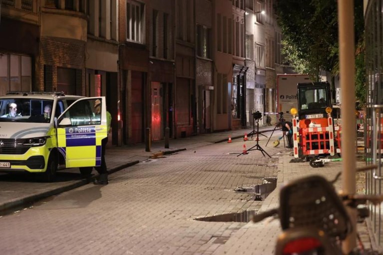 Alweer schietpartij in Antwerpen, daders laten boodschap achter op garagepoort