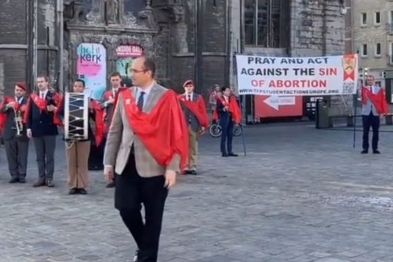 ‘Beschaamd om Gentenaar te zijn’: betoging tegen abortus doet gemoederen oplaaien