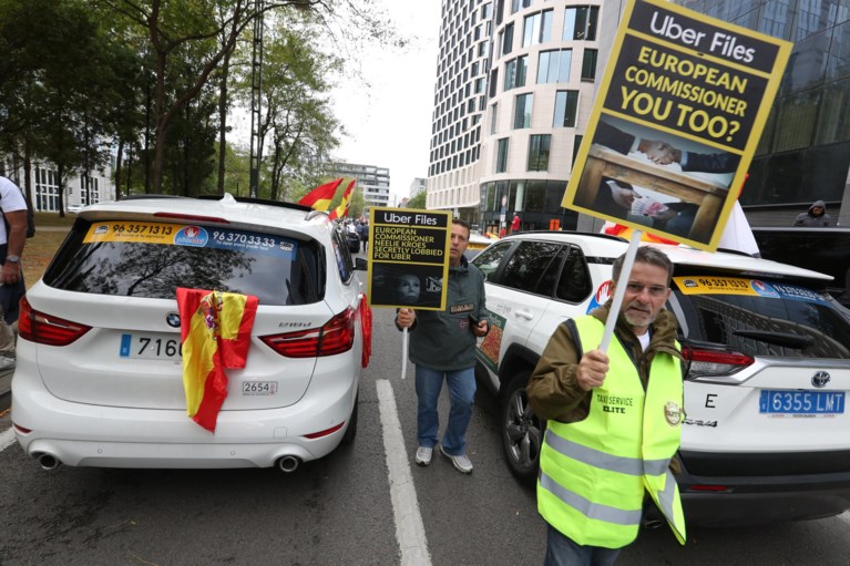 Taxichauffeurs tevreden over actie in Brussel tegen ‘Uberisering’ 