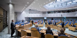 Baudet doet Nederlands parlement leeglopen met beweringen over spionnenopleiding financiënminister