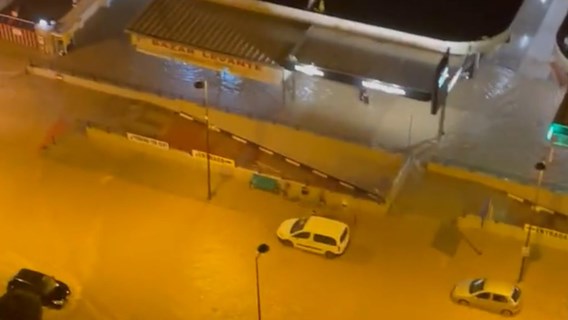 Tras un verano abrasador, Benidorm vive unas precipitaciones sin precedentes