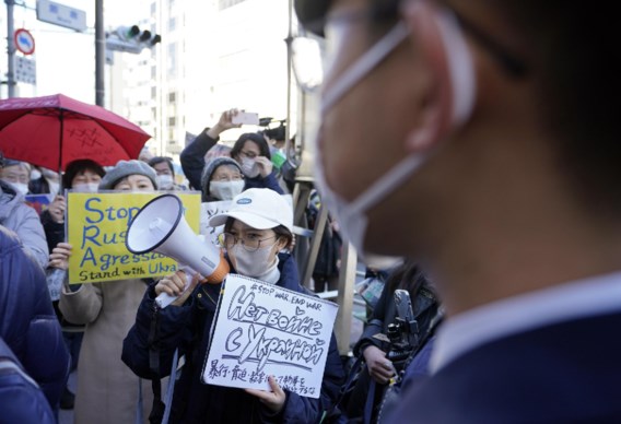 Japanse diplomaat ‘geblinddoekt’ en ‘fysiek teruggehouden’ tijdens ondervraging door Russische veiligheidsdienst