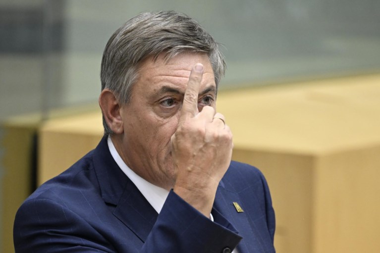 Jambon over uitgestelde septemberverklaring: ‘Mijn ego heeft deuken gekregen, maar ik heb gevochten als een leeuw’