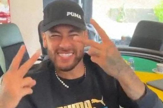 Topvoetballer Neymar steunt Bolsonaro bij Braziliaanse presidentsverkiezingen