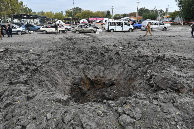 ‘Minstens 23 burgers gedood bij Russische aanval op colonne auto’s’