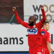 Ex-spelers Lamkel Zé en Avenatti dienen Antwerp eerste nederlaag toe
