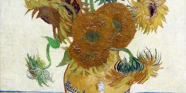 Klimaatactivisten gooien tomatensoep op ‘Zonnebloemen’ van Van Gogh