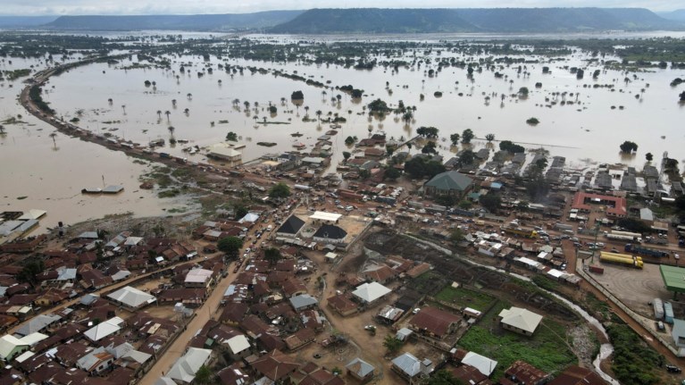 Al meer dan 600 doden door overstromingen in Nigeria