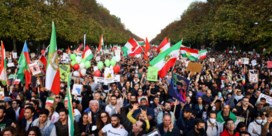 80.000 mensen betogen in Berlijn uit solidariteit met Iraanse vrouwen