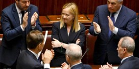 Giorgia Meloni zweert fascisme af in openingsrede in parlement