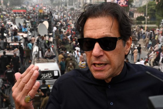 Voormalig Pakistaans premier Khan gewond na schietpartij