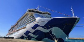 Cruiseschip met 800 coronagevallen aan boord meert aan in Sydney