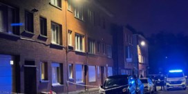 Woning beschoten in Wilrijk: meerdere kogelinslagen in voordeur en raam
