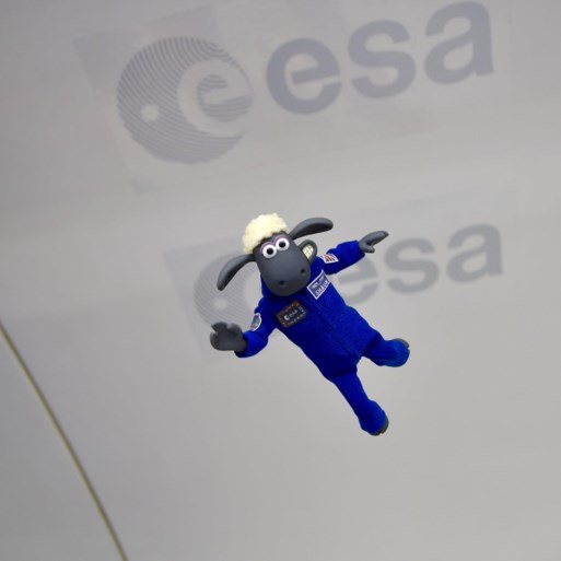 Snoopy-knuffeldier maakt eerste trip rond de maan in Orion-raket