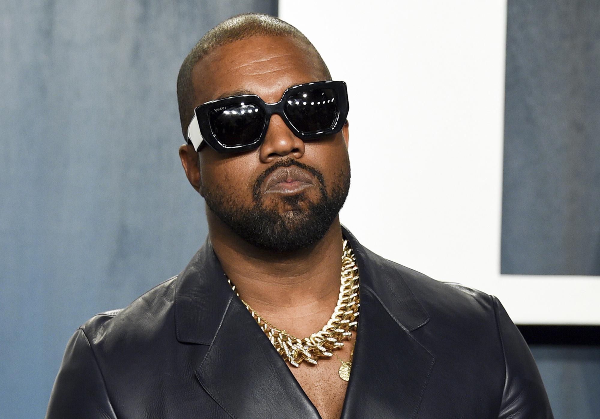 Gli ex dipendenti parlano di Kanye West: “Incredibile Adidas a sopportarlo”