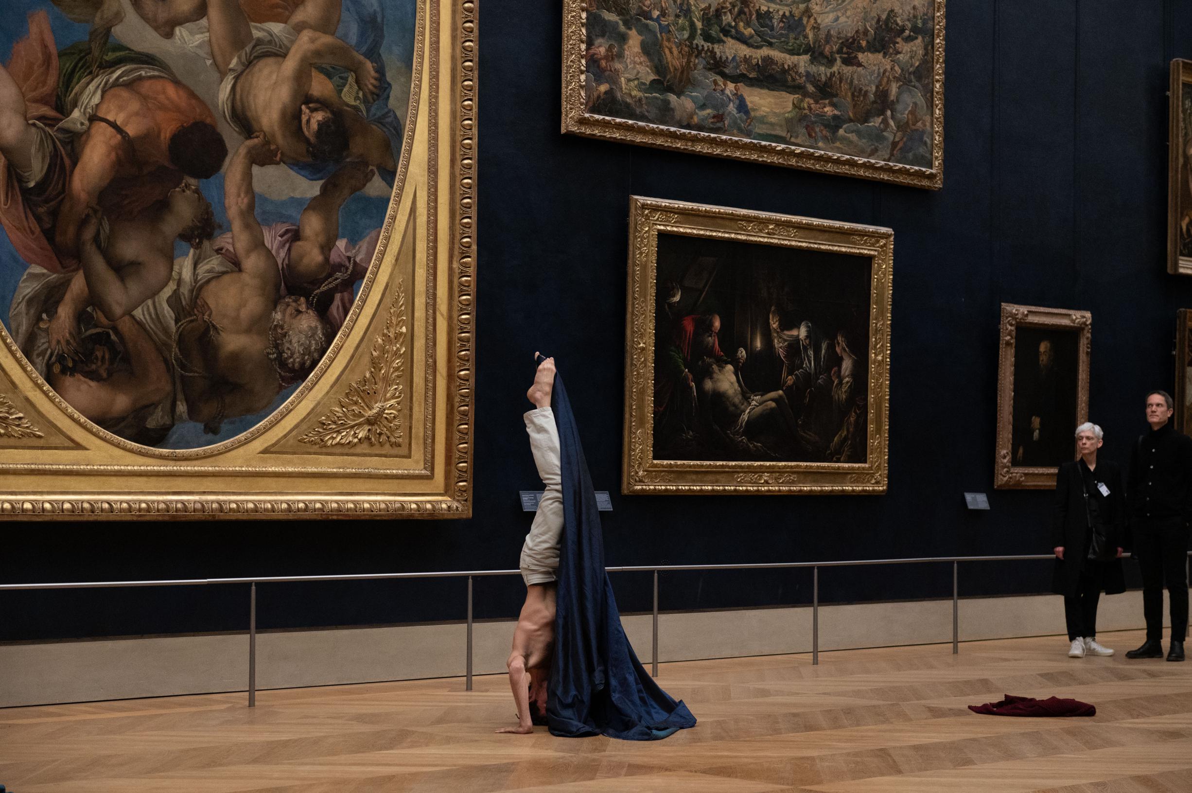 Anne Teresa De Keersmaeker conquers the Louvre with 2.5 hours of pure pleasure