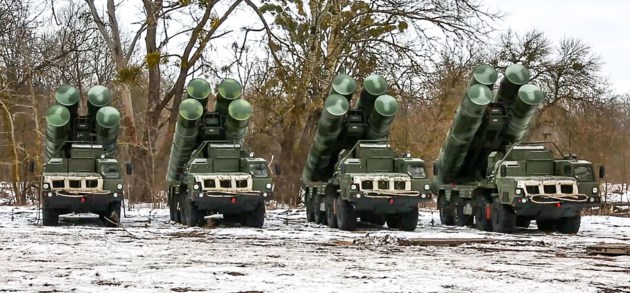 Liveblog | Rusland schiet lege raketten naar Kiev
