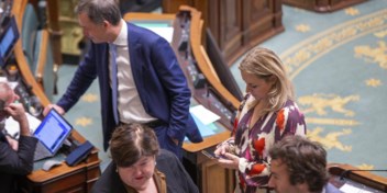 Ophef over whatsapp van kabinet-De Croo naar De Bleeker: ‘Premier gaf expliciet akkoord voor begrotingsversie’
